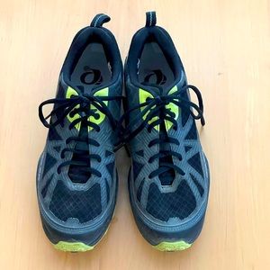 PEARL IZUMI MEN’S X-ALP SEEK VII MOUNTAIN BIKE SHOES